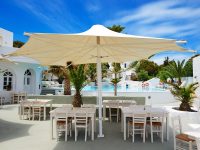 the-outdoor-restaurant-near-swimming-pool-at-luxur-2026-03-26-00-15-50-utc